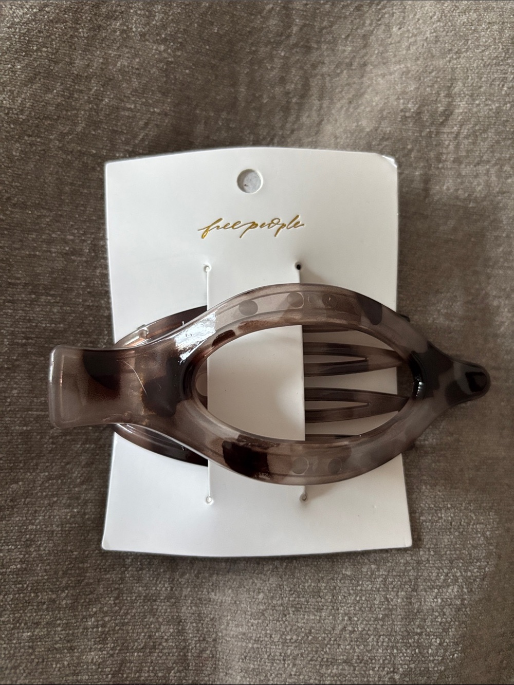 Free People Caroline Acrylic Flat Claw Clip nwt. Black gray